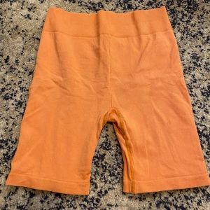 Seamless bike shorts